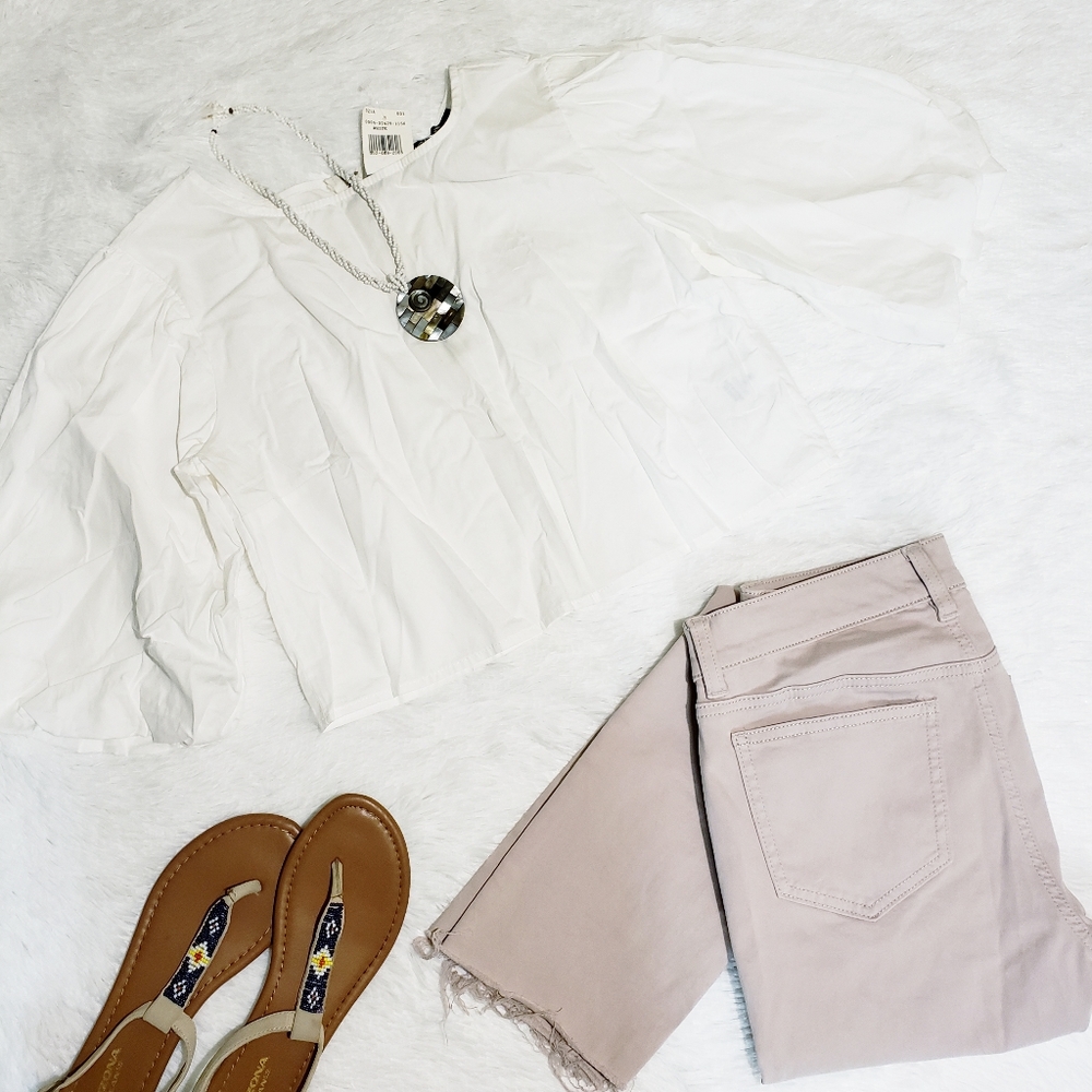 NWT Ups & Downs crop top